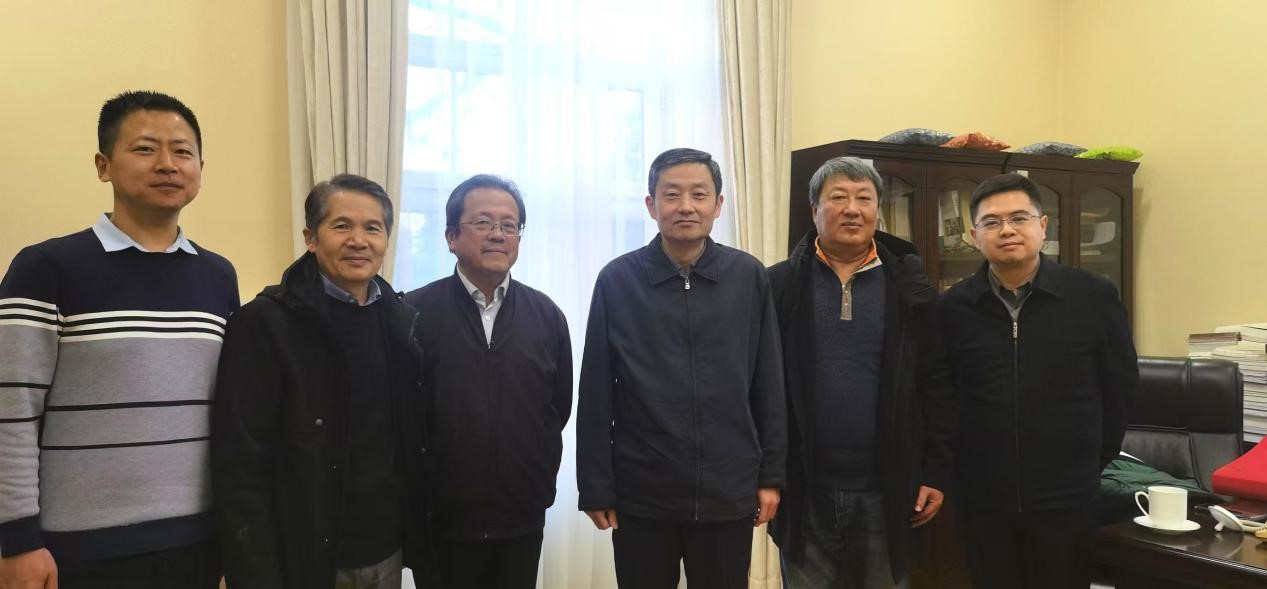 图片3.jpg 图片3.jpg